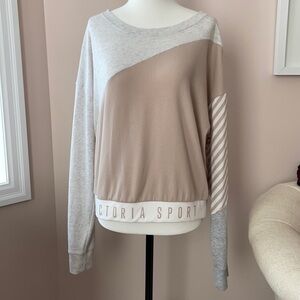 𝅺victoria Sport Sweater